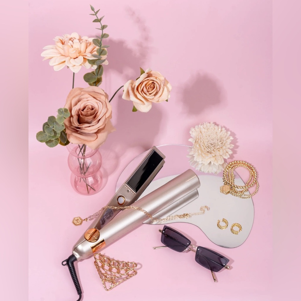 Thyme Iron Pro - Rose Gold - NIB!!!
